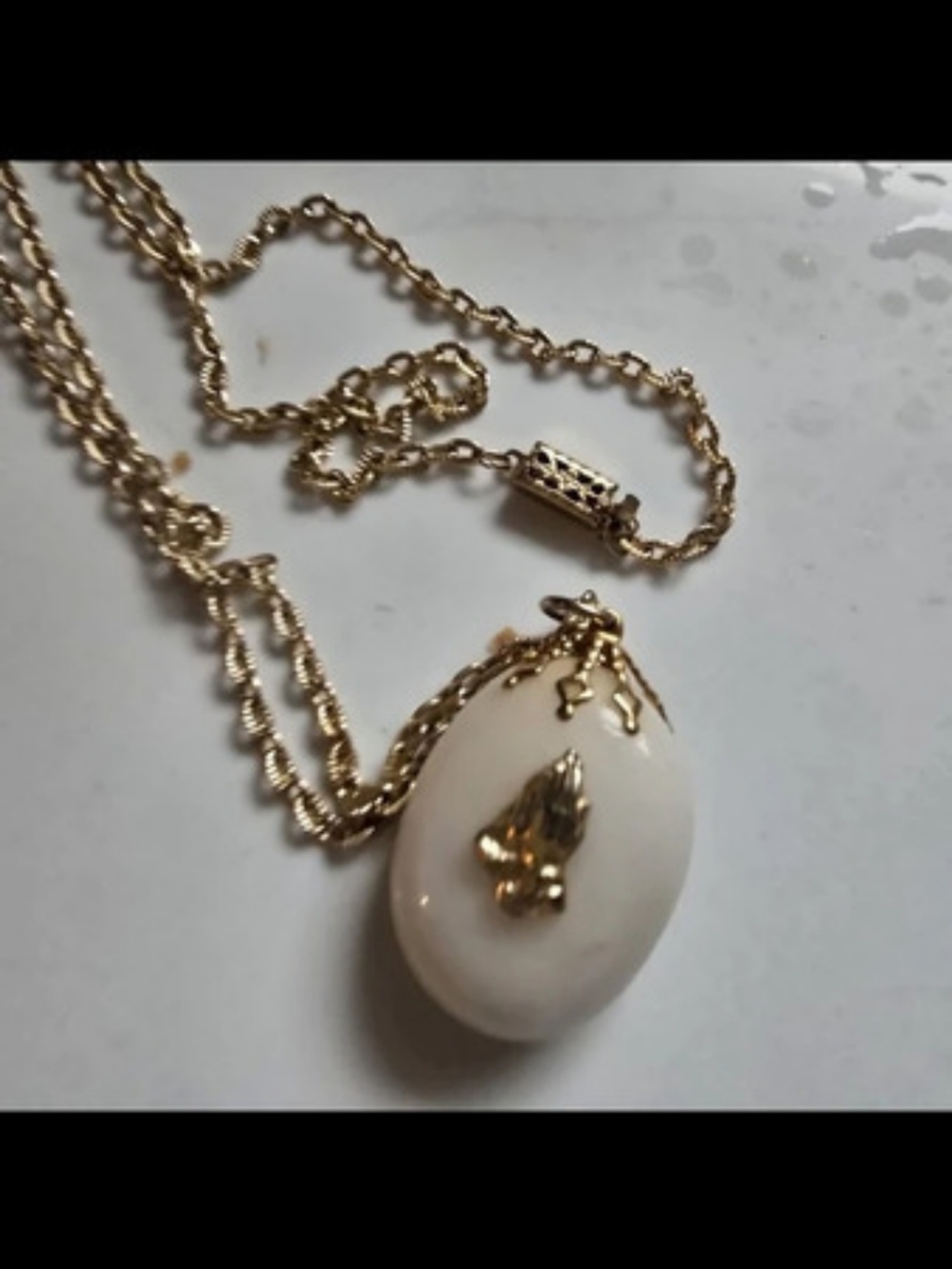 White Pendant Gold-Tone Chain Necklace
